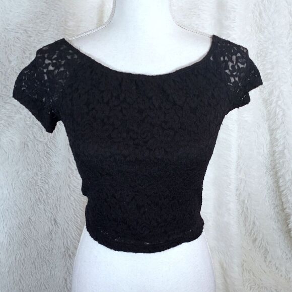 ANGL BLACK LACE CROP TOP SZ.M EUC - Picture 2 of 6